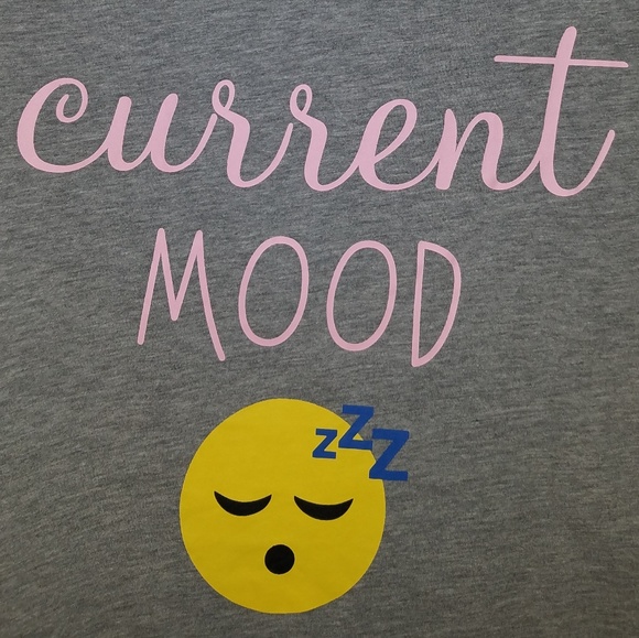 *GIFTED* PJ Set - Picture 3 of 5